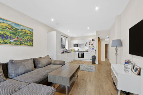 1 bedroom  flat for sale