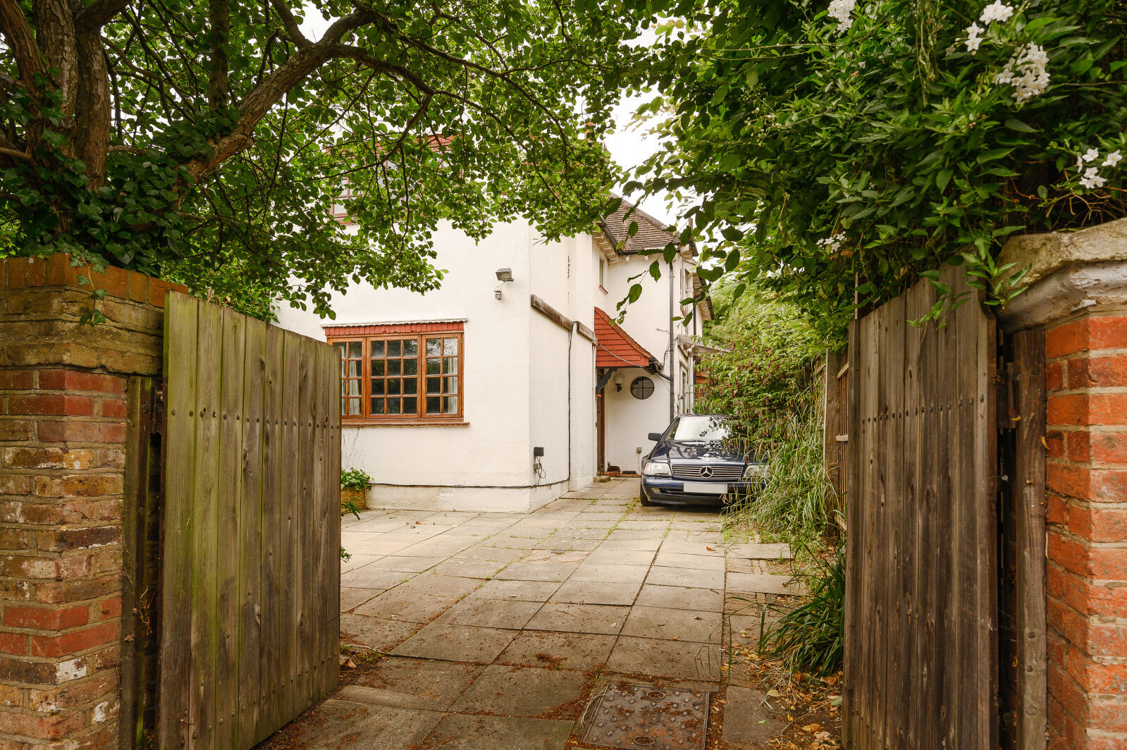 4 bedroom detached house for sale Kenilworth Avenue, Wimbledon, SW19, main image