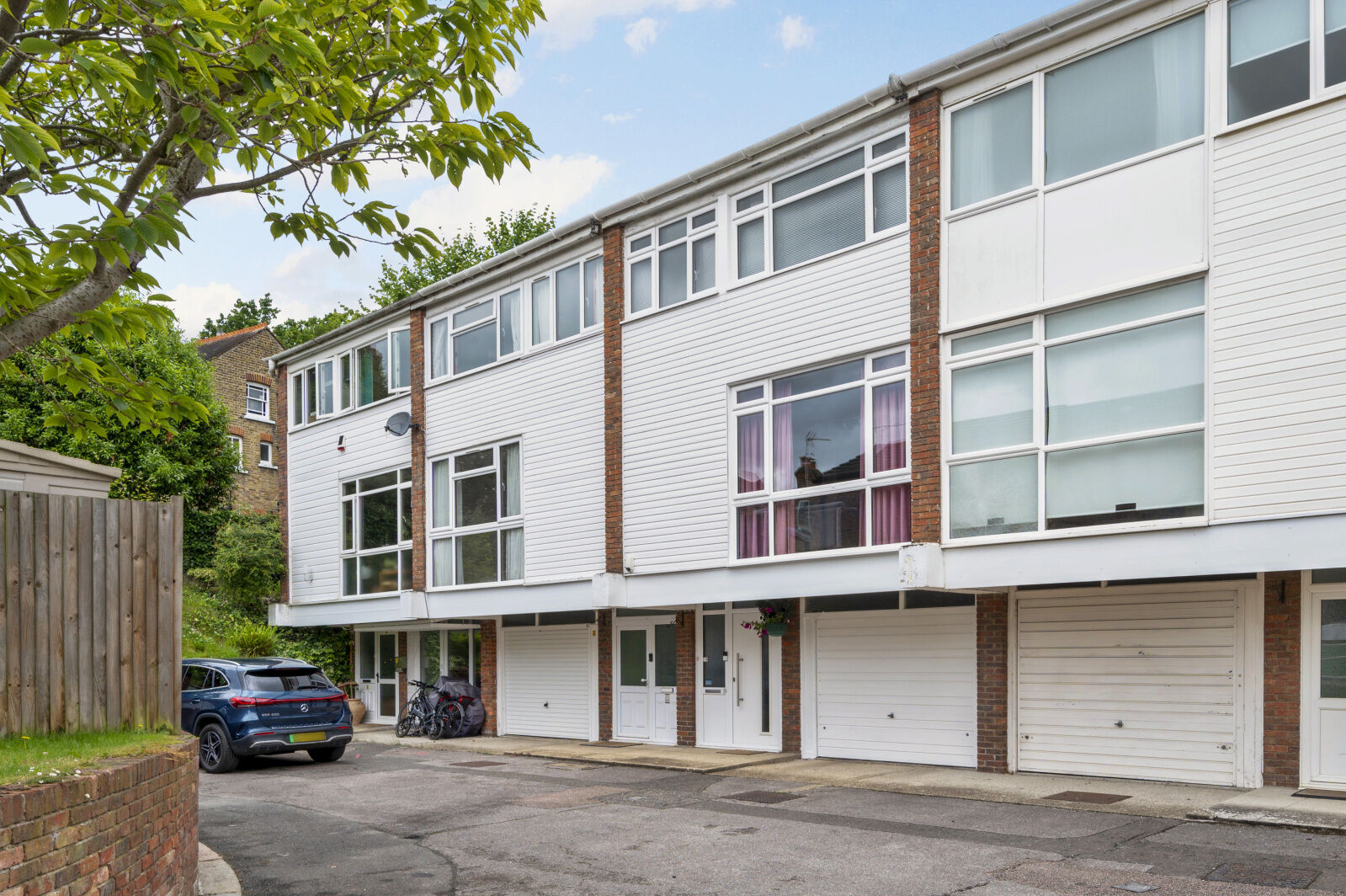 3 bedroom mid terraced house for sale Southdown Drive, Wimbledon, SW20, main image