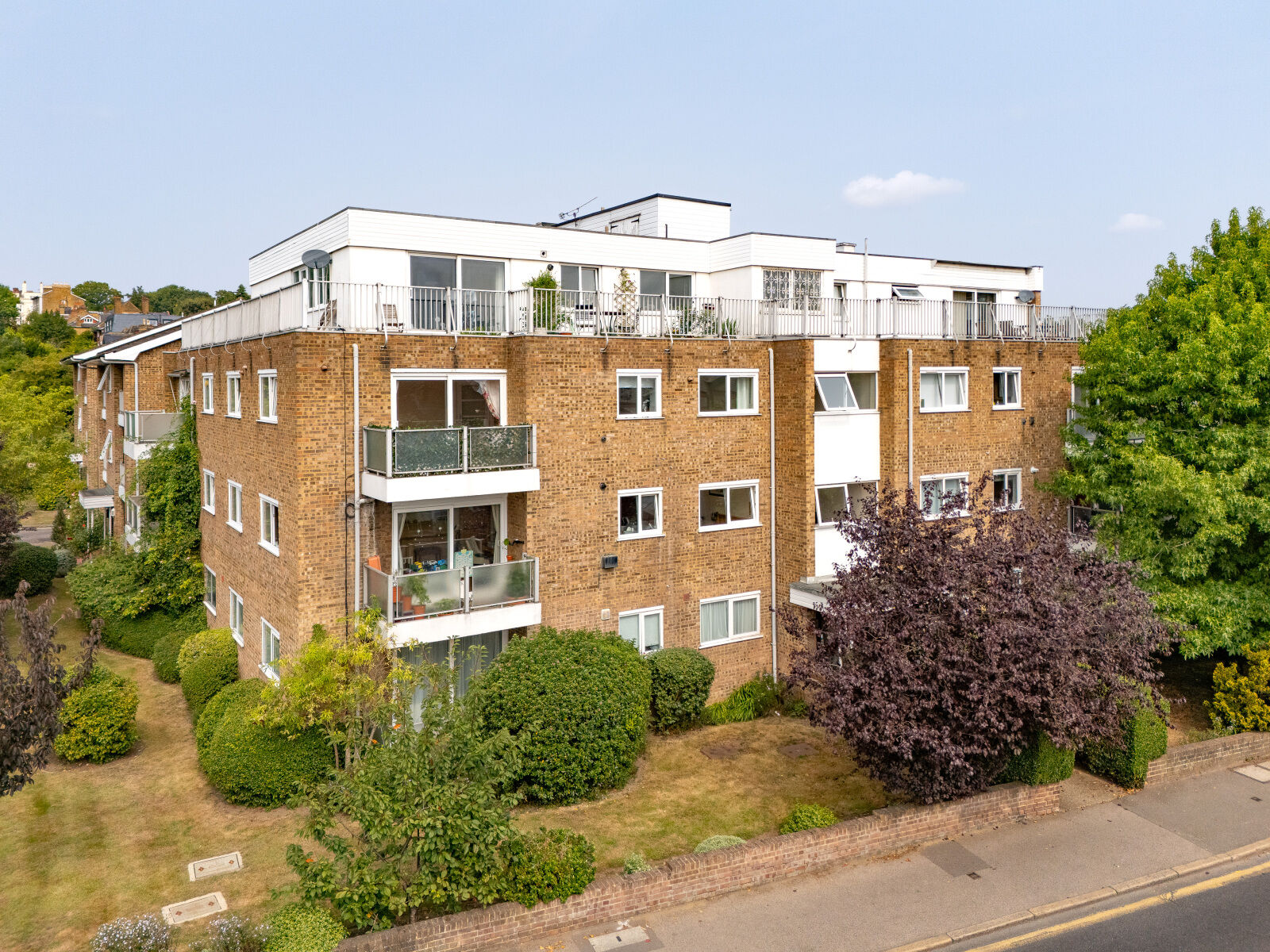 2 bedroom  flat for sale Mayfair Court, 61 Worple Road, SW19, main image