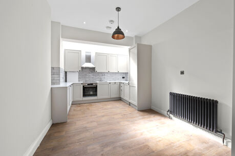 2 bedroom  flat to rent, Available from 22/11/2024