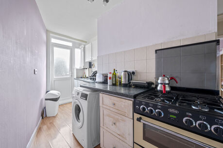 1 bedroom  flat for sale