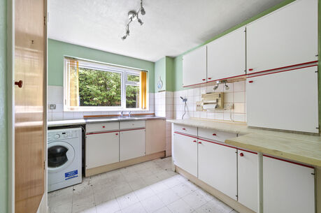 2 bedroom  flat for sale