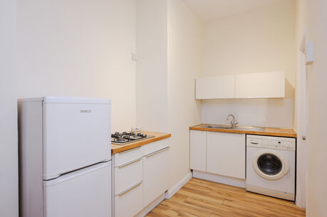 1 bedroom  flat for sale