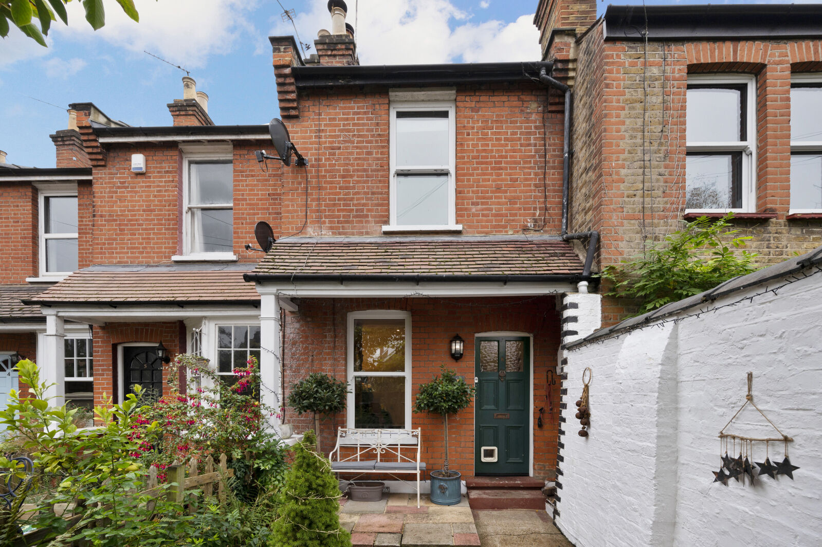 2 bedroom mid terraced house for sale Grove Footpath, Surbiton, KT5, main image