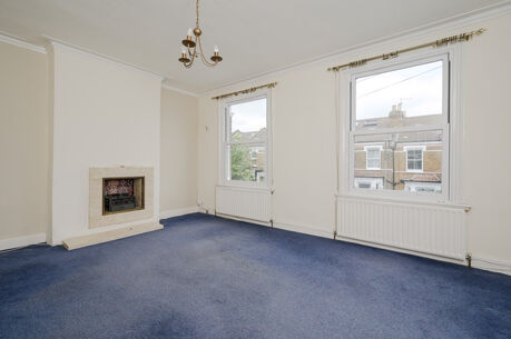 1 bedroom  flat for sale