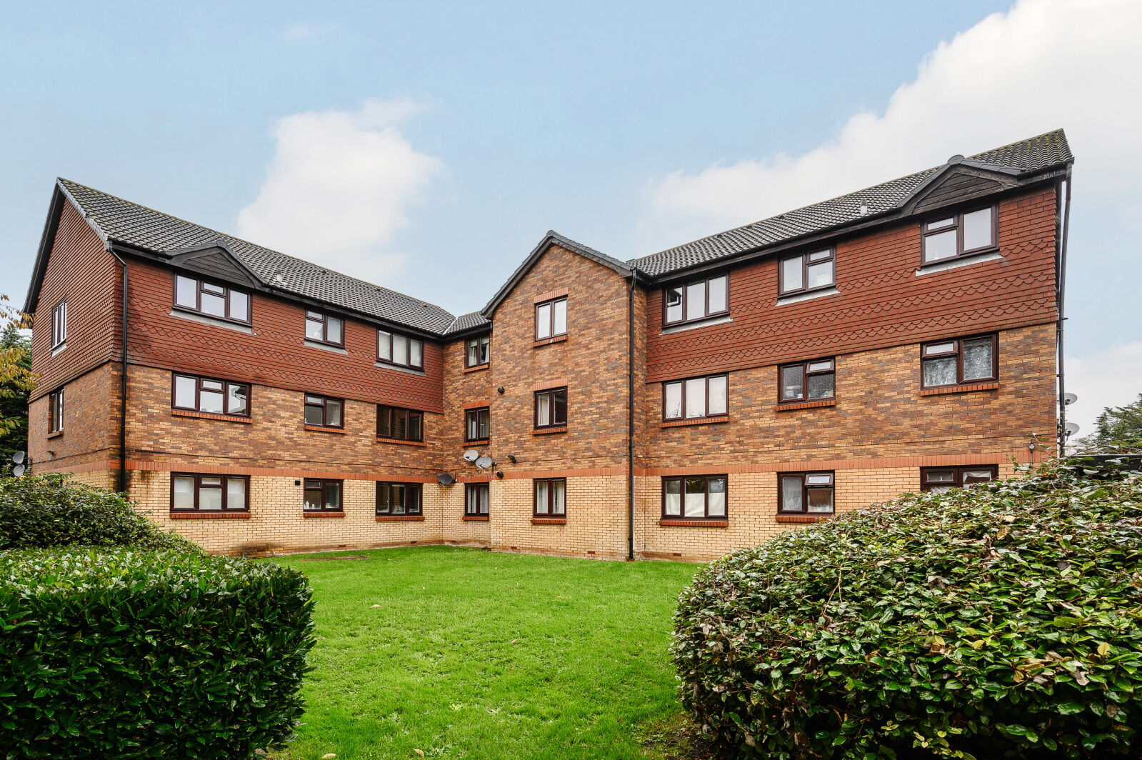 2 bedroom  flat for sale Kipling Drive, Wimbledon, SW19, main image