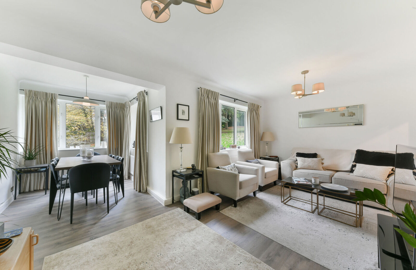 2 bedroom  flat for sale Queensmere Road, London, SW19, main image