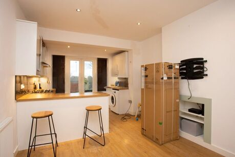 2 bedroom  flat to rent, Available from 18/01/2025