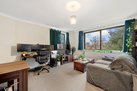 1 bedroom  flat for sale