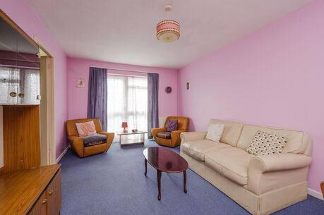 2 bedroom  flat for sale