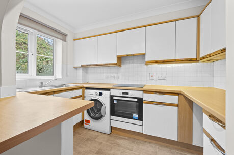 1 bedroom  flat for sale