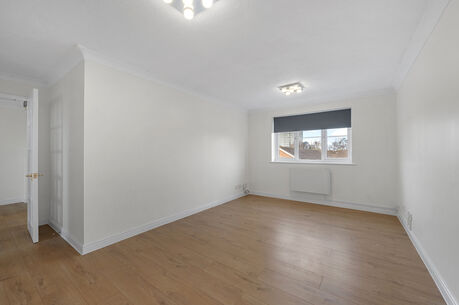 1 bedroom  flat to rent, Available unfurnished now