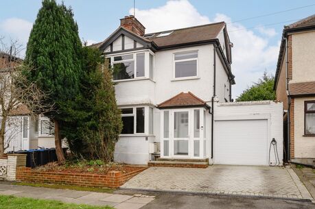 4 bedroom semi detached house for sale