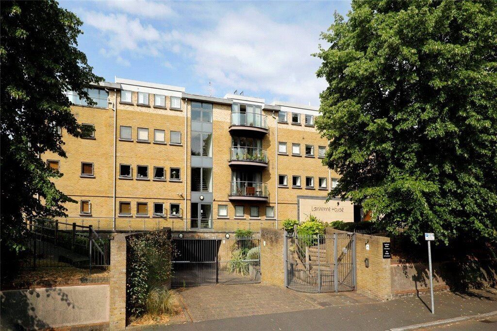 2 bedroom  flat for sale The Downs, London, SW20, main image