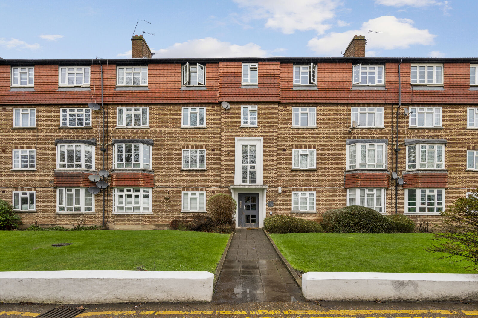 Flat for sale Bushey Road, London, SW20, main image