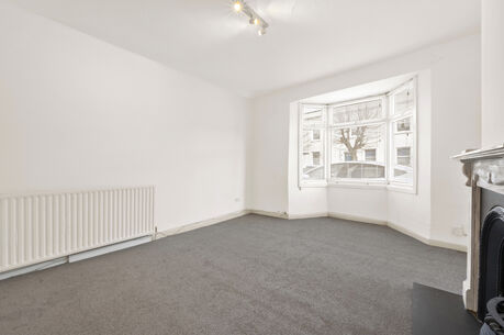 1 bedroom  flat for sale