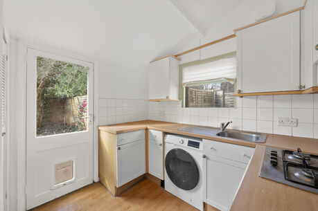 1 bedroom  flat for sale