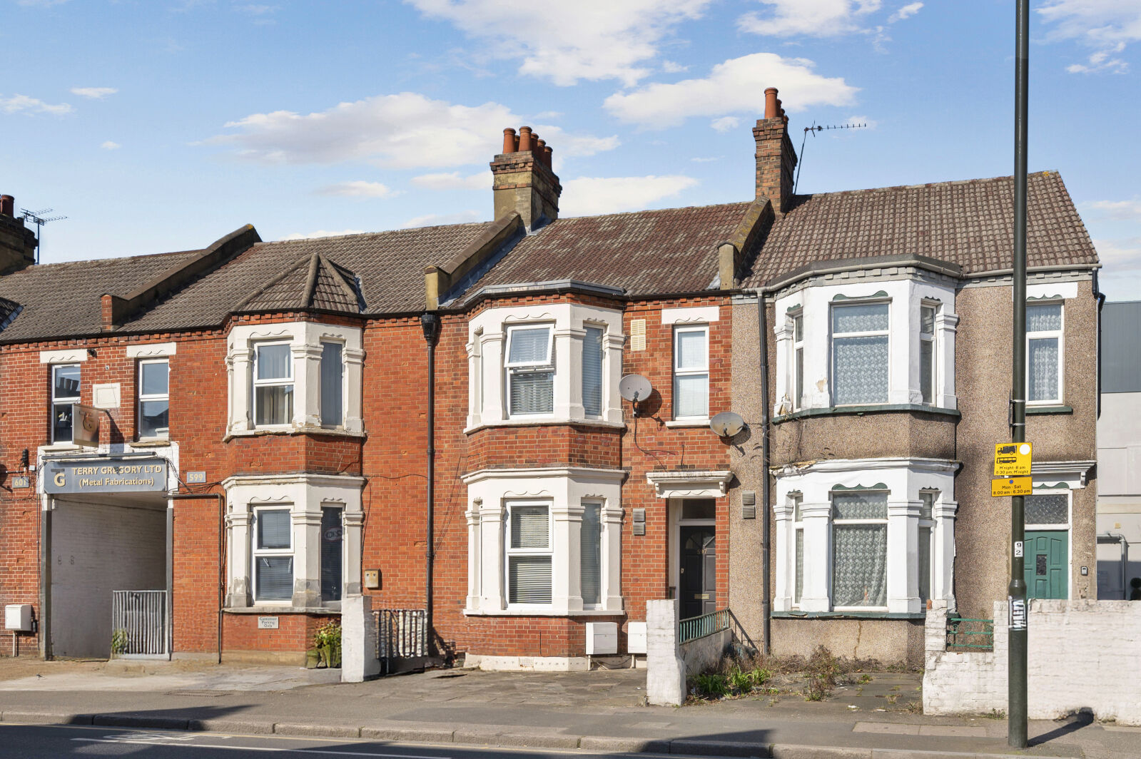 1 bedroom  flat for sale Kingston Road, Raynes Park, SW20, main image