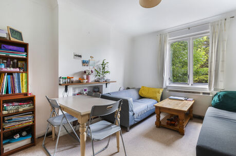 1 bedroom  flat for sale