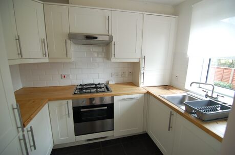 2 bedroom  flat to rent, Available unfurnished from 07/12/2024