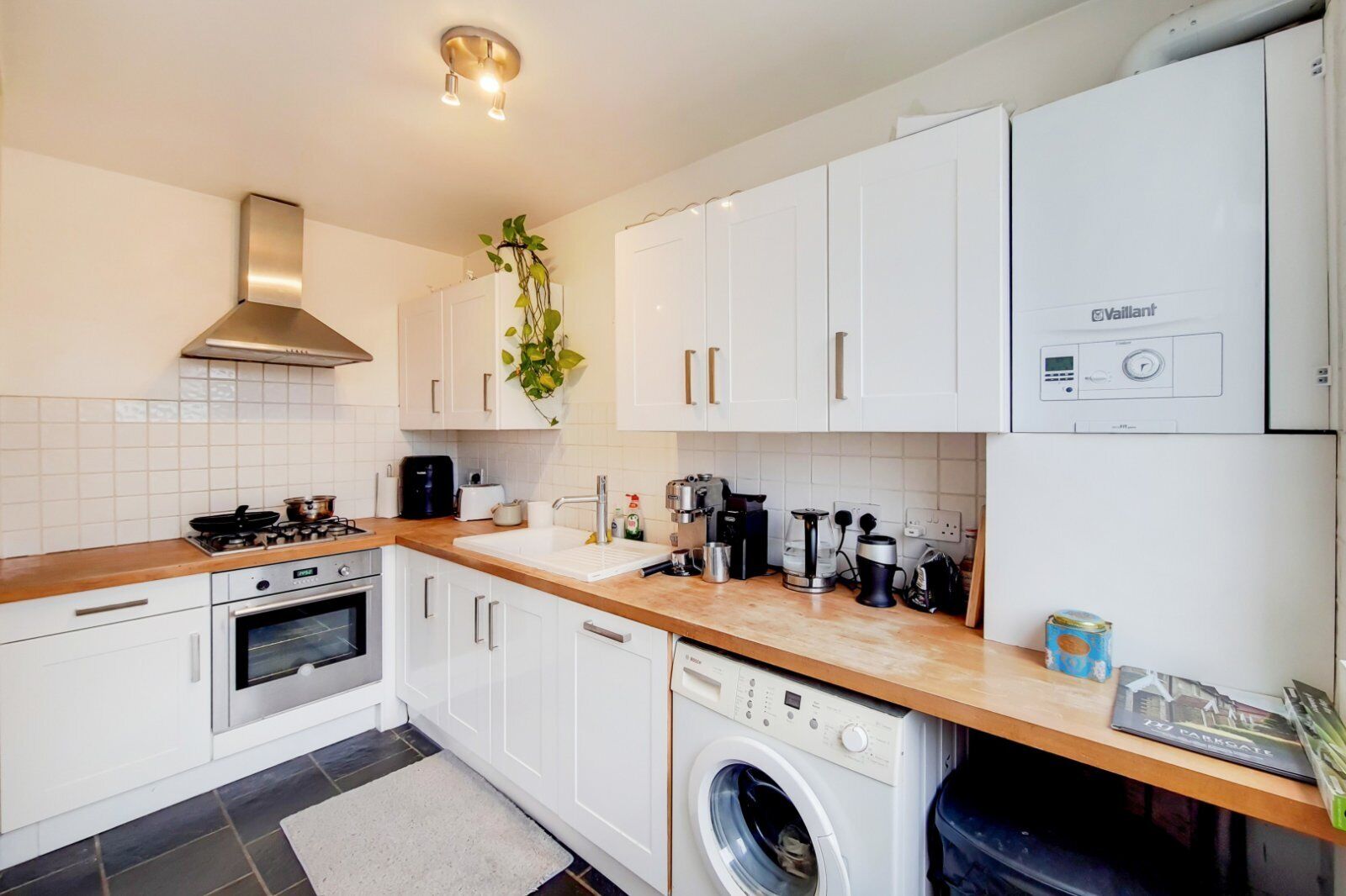 2 bedroom  flat to rent, Available from 18/10/2024 Queens Ride, London, SW13, main image