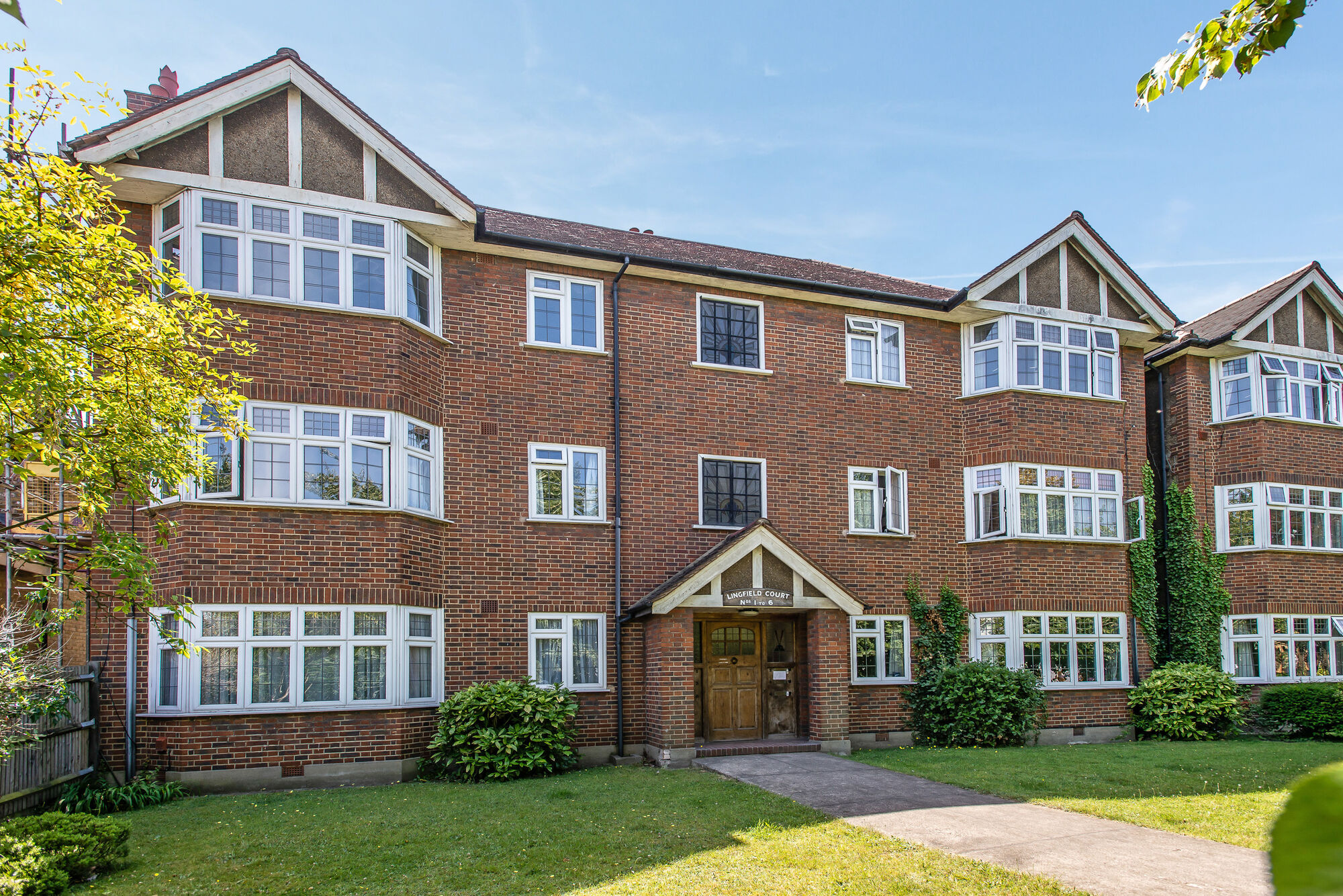 2 bedroom  flat to rent, Available unfurnished now Lingfield Court, Lingfield Road, SW19, main image