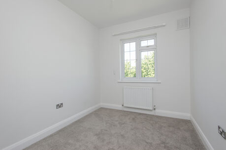 2 bedroom  flat to rent, Available unfurnished from 02/08/2024
